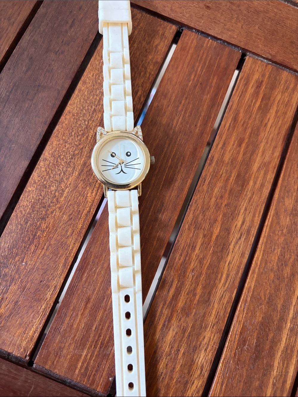 White Cat watch
